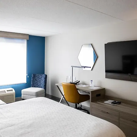 Holiday Inn Express Hotel & Suites Brockville By Ihg Exterior photo