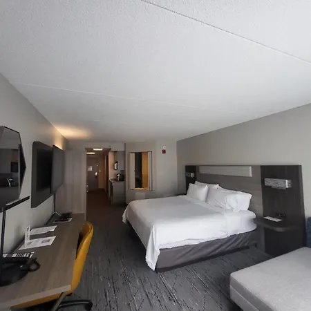 Holiday Inn Express Hotel & Suites Brockville By Ihg Exterior photo