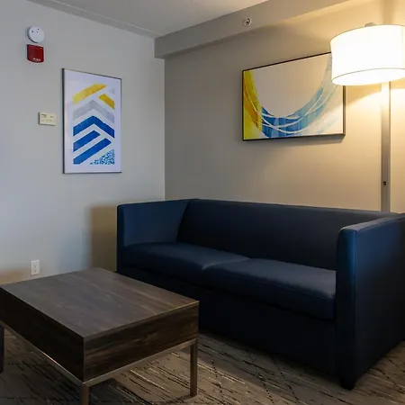 Holiday Inn Express Hotel & Suites Brockville By Ihg Exterior photo