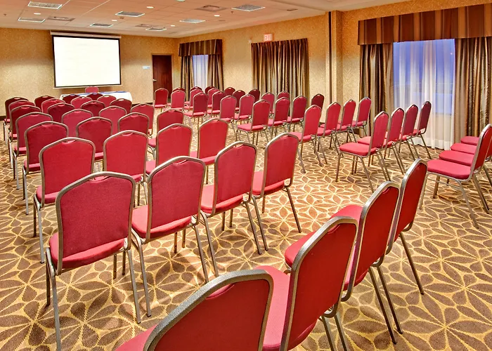 Holiday Inn Express Hotel & Suites Brockville By Ihg