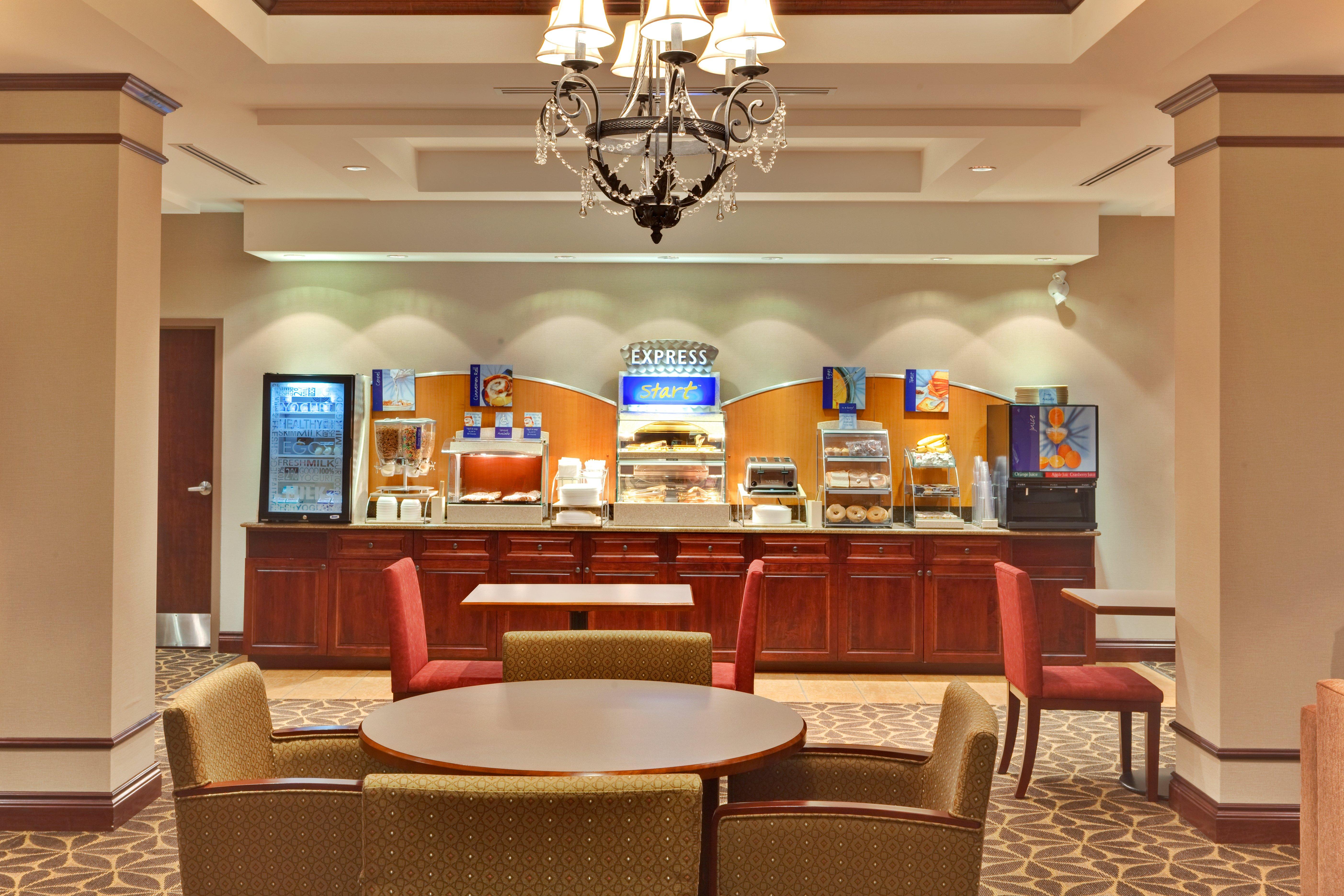 Express & By Ihg 2*