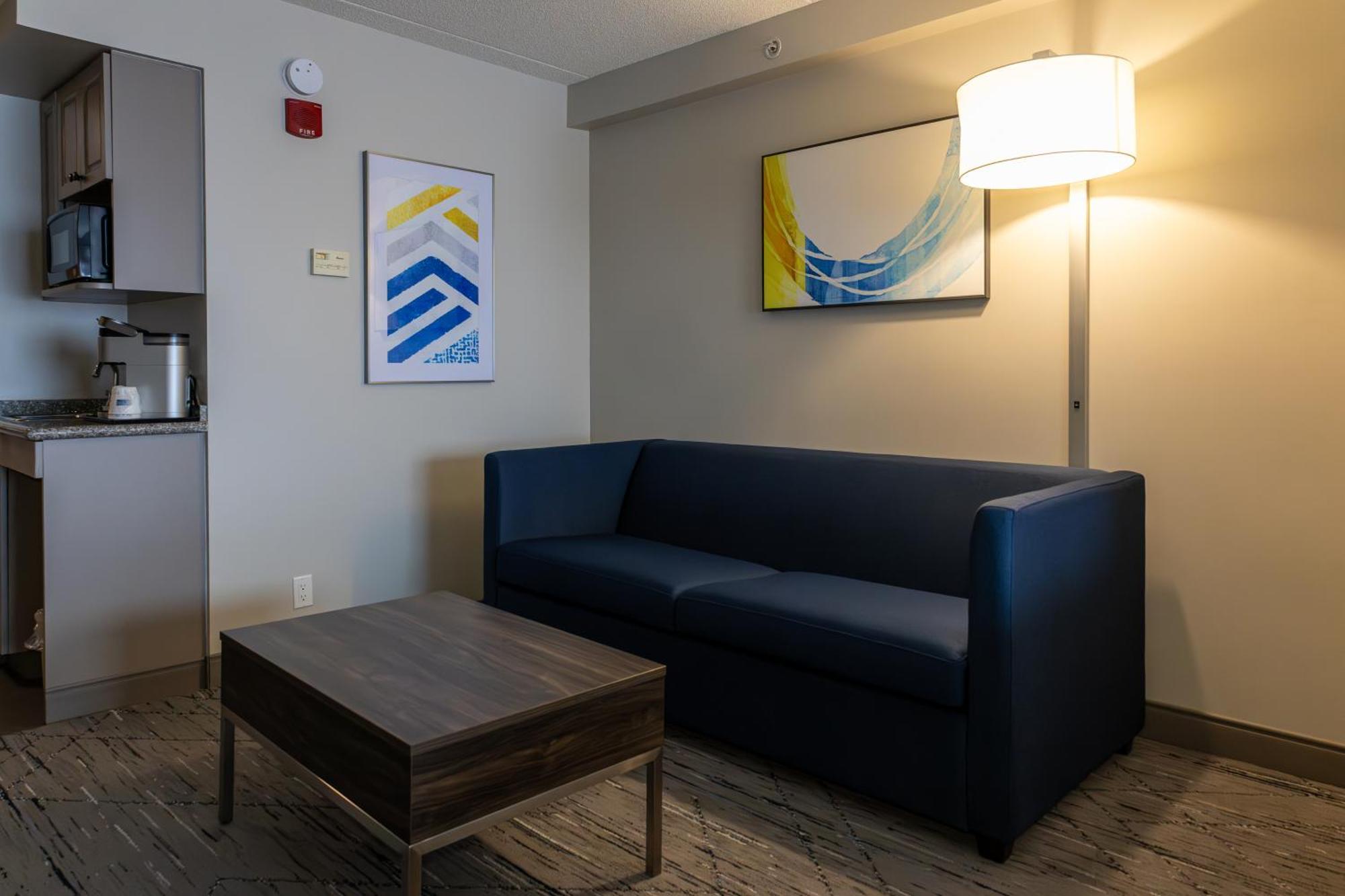 Hotel Express & By Ihg Brockville