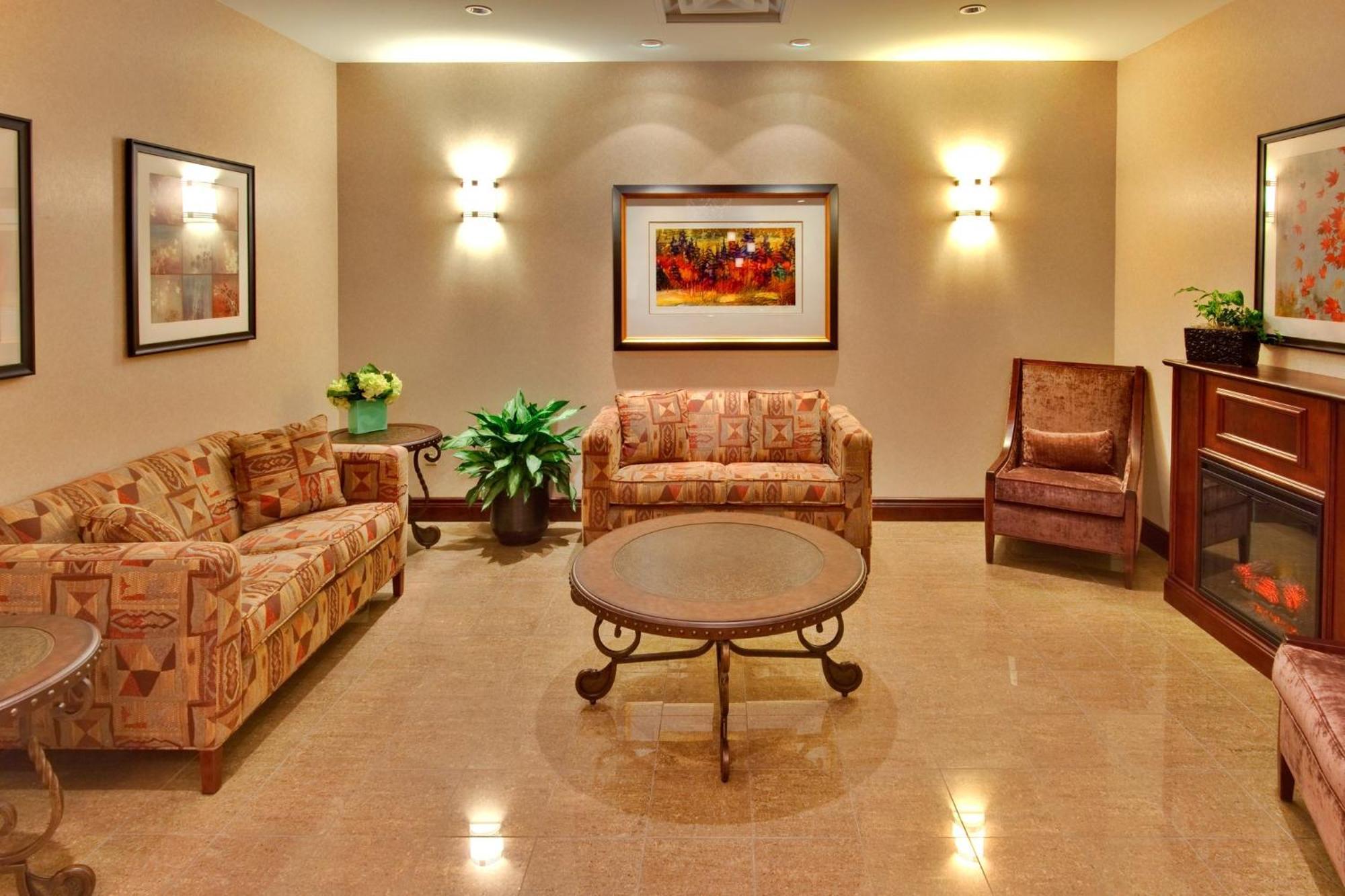 Express & By Ihg Brockville