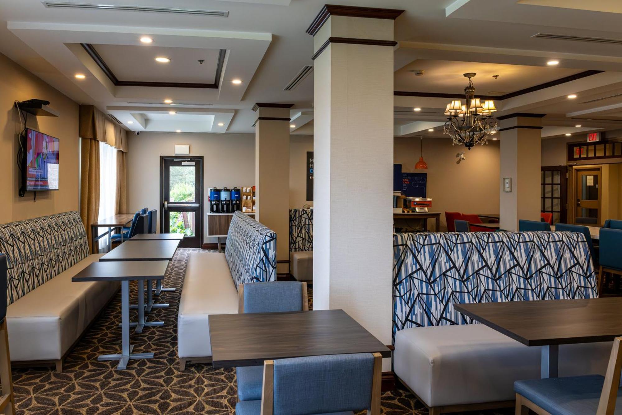 Express & By Ihg Hotel